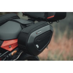 ZESTAW SAKW BOCZNYCH PRO BLAZE I STELAŻY SW-MOTECH SUZUKI GSX650F, 1250F/GSF1250 BLACK 2X15-20L