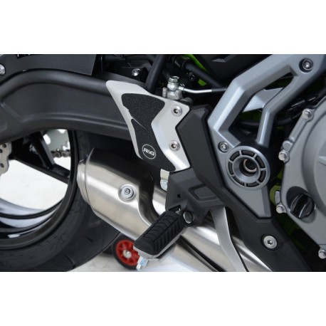 OSŁONA WAHACZA RG RACING KAWASAKI Z 650, NINJA 650 17-, 2 CZĘŚCI BLACK