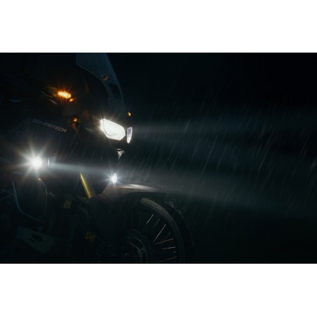 ZESTAW LAMP PRZECIWMGŁOWYCH EVO SW-MOTECH HONDA CROSSTOURER (11-), BLACK