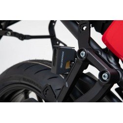 OSŁONA ZBIORNIKA PŁYNU HAMULCOWEGO SW-MOTECH YAMAHA TRACER 9 (20-) BLACK